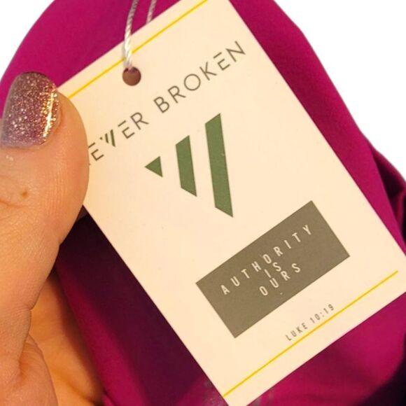 Never Broken Women's Bright Pink Crossover Leggings Size S NWT - Picture 5 of 5